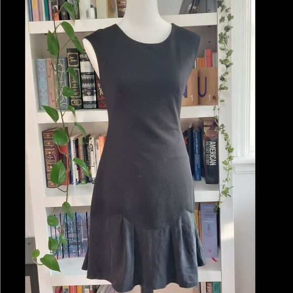 ❌Rebecca Taylor Black Sleeveless  Ruffle hem Textured Dress Size 2 - Picture 2 of 11